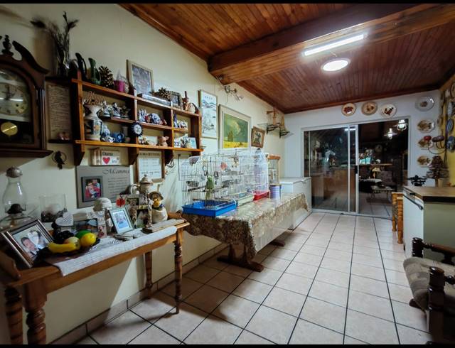 3 BEDROOM HOUSE FOR SALE IN THREE RIVERS